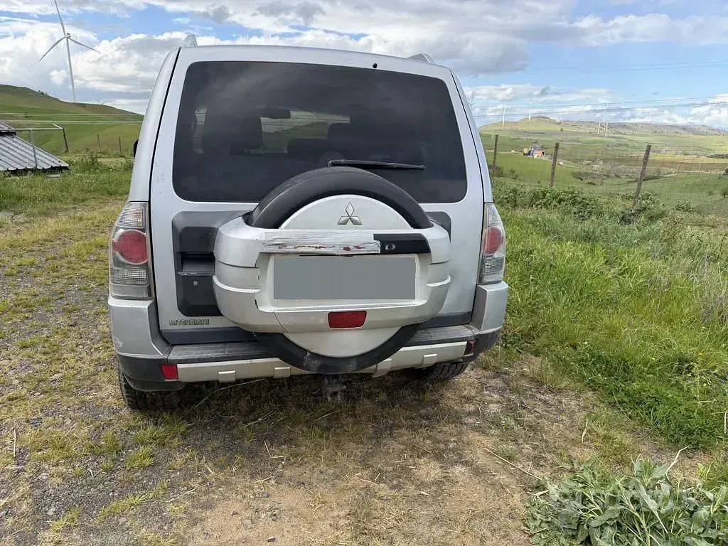 Usata Mitsubishi Pajero 170 CV (125 kW) 2008 Grigio SUV