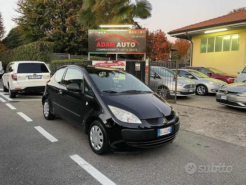 Nero Usata 2007 Mitsubishi Colt Utilitaria | 1900 € (Buon prezzo) - Immagine 1/4