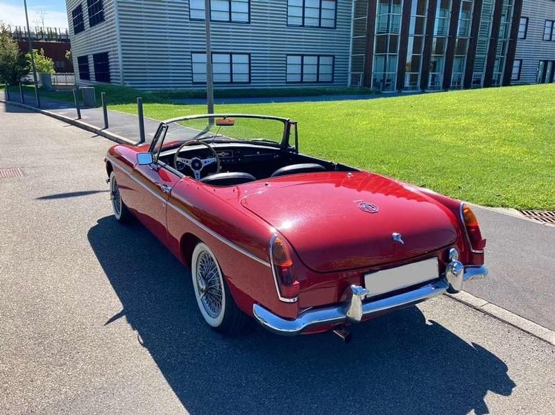 Usata MG B 99 CV (72 kW) 1963 Rosso Cabrio