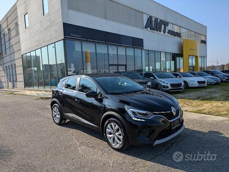 Nero Usata 2021 Renault Captur SUV | 16.500 € (Buon prezzo) - Immagine 1/4