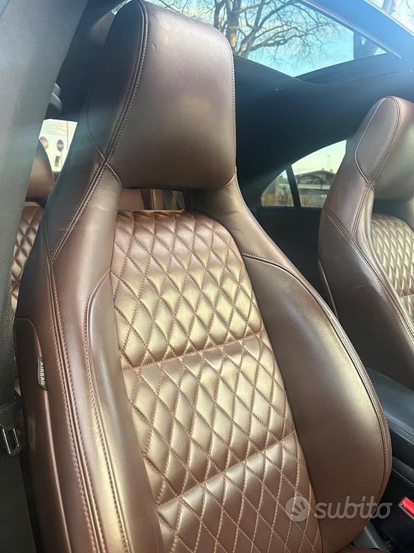 Usata Mercedes CLA220 177 CV (130 kW) 2014 Grigio Berlina