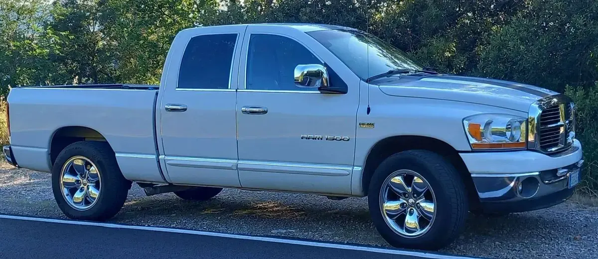 Usata Dodge Ram 354 CV (260 kW) 2006 Bianco Pick-up