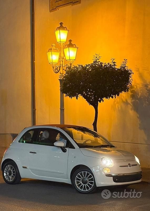 Usata Fiat 500 75 CV (55 kW) 2010 Bianco Cabrio