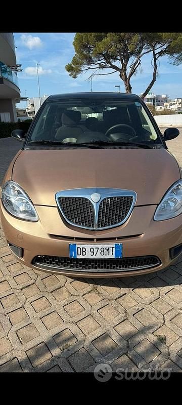 Usata Lancia Ypsilon 69 CV (50 kW) 2006 Utilitaria