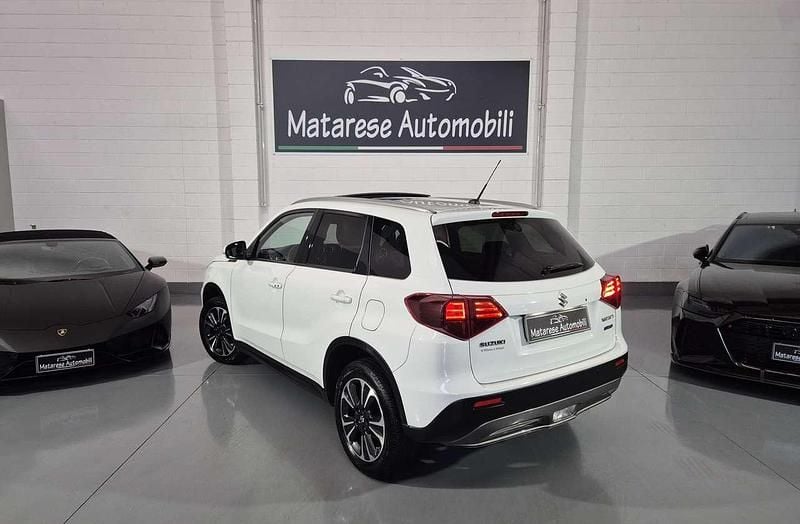 Usata Suzuki Vitara 102 CV (75 kW) 2023 Bianco SUV