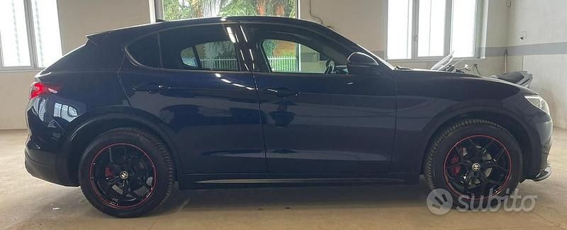 Usata Alfa Romeo Stelvio Executive 190 CV (139 kW) 2019 Blu SUV