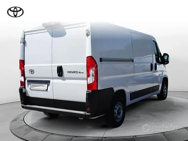 Usata Toyota Proace Business Edition 140 CV (102 kW) 2025 Bianco Monovolume