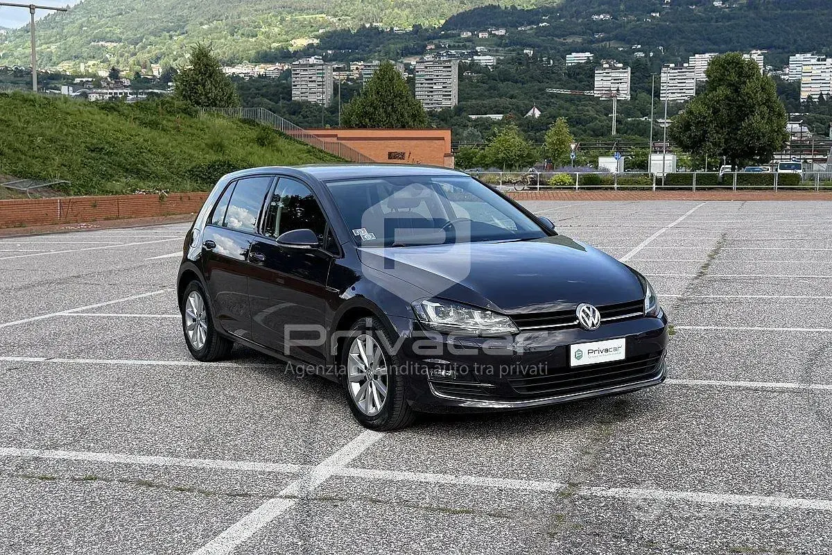 Usata VW Golf VII Comfortline 110 CV (80 kW) 2015 Nero Utilitaria