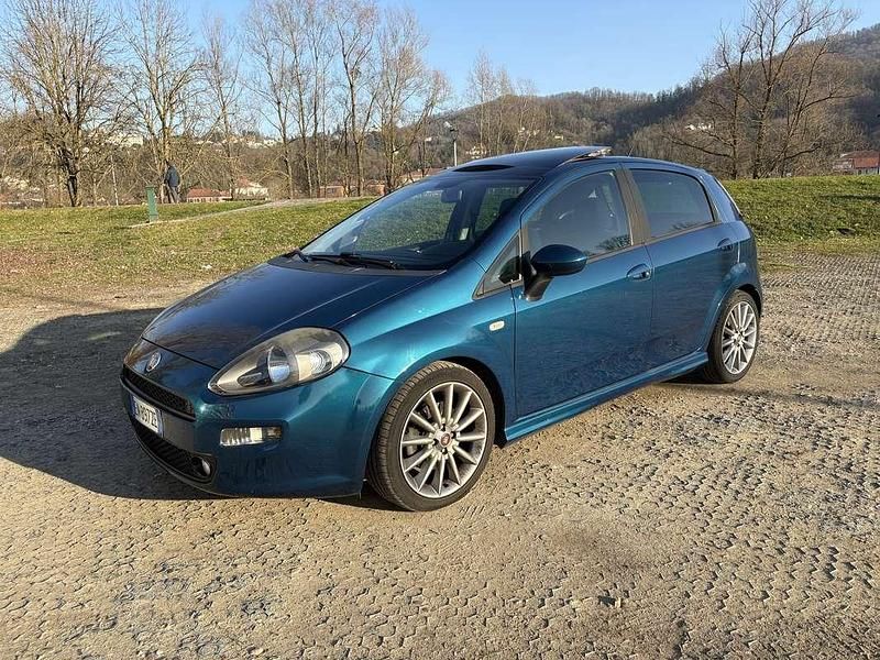 Usata Fiat Punto Sport 95 CV (69 kW) 2012 Utilitaria