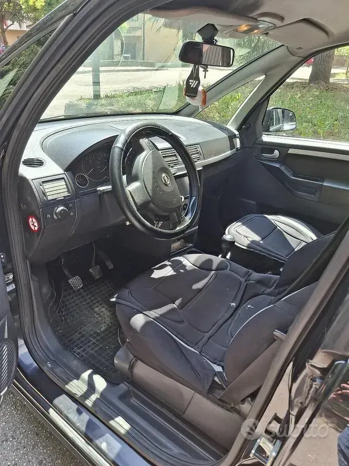 Usata Opel Meriva 110 CV (80 kW) 2015 Nero Monovolume