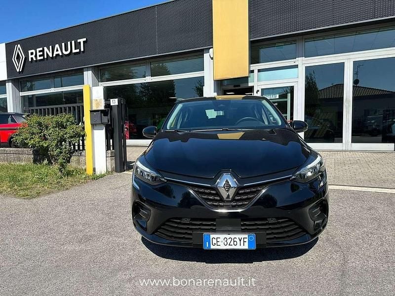 Käytetty Renault Clio V Zen 140 HP (102 kW) 2021 Musta Viistoperä