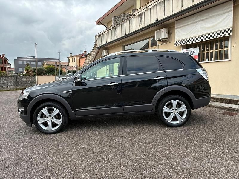 Usata Chevrolet Captiva LTZ 184 CV (135 kW) 2012 Nero SUV