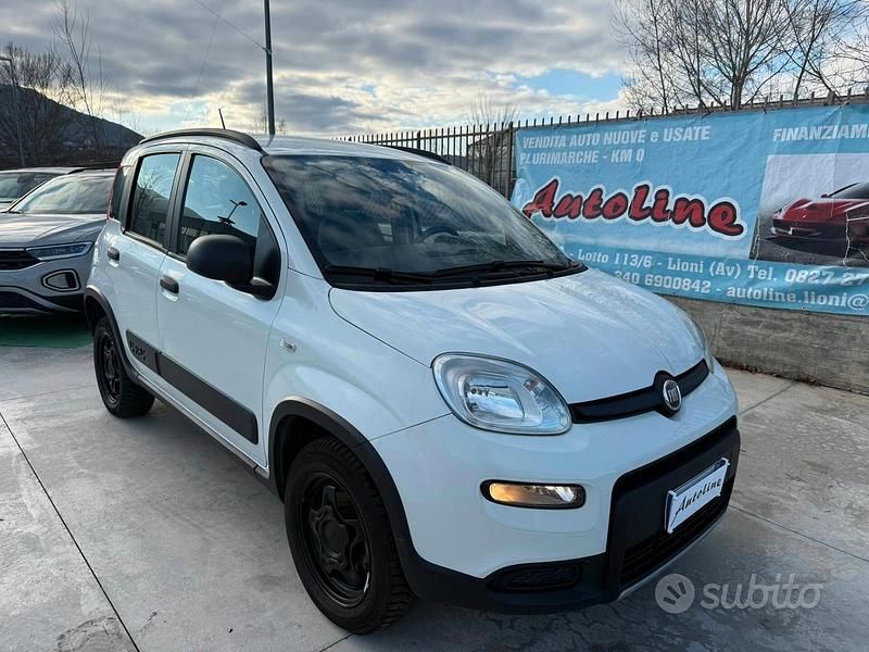 Usata Fiat Panda 4x4 85 CV (62 kW) 2020 Bianco Utilitaria