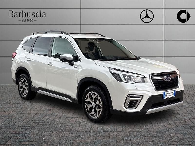 Usata Subaru Forester Style 150 CV (110 kW) 2020 Bianco SUV