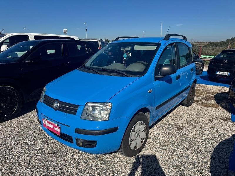 Usata Fiat Panda Dynamic 69 CV (50 kW) 2006 Blu Berlina