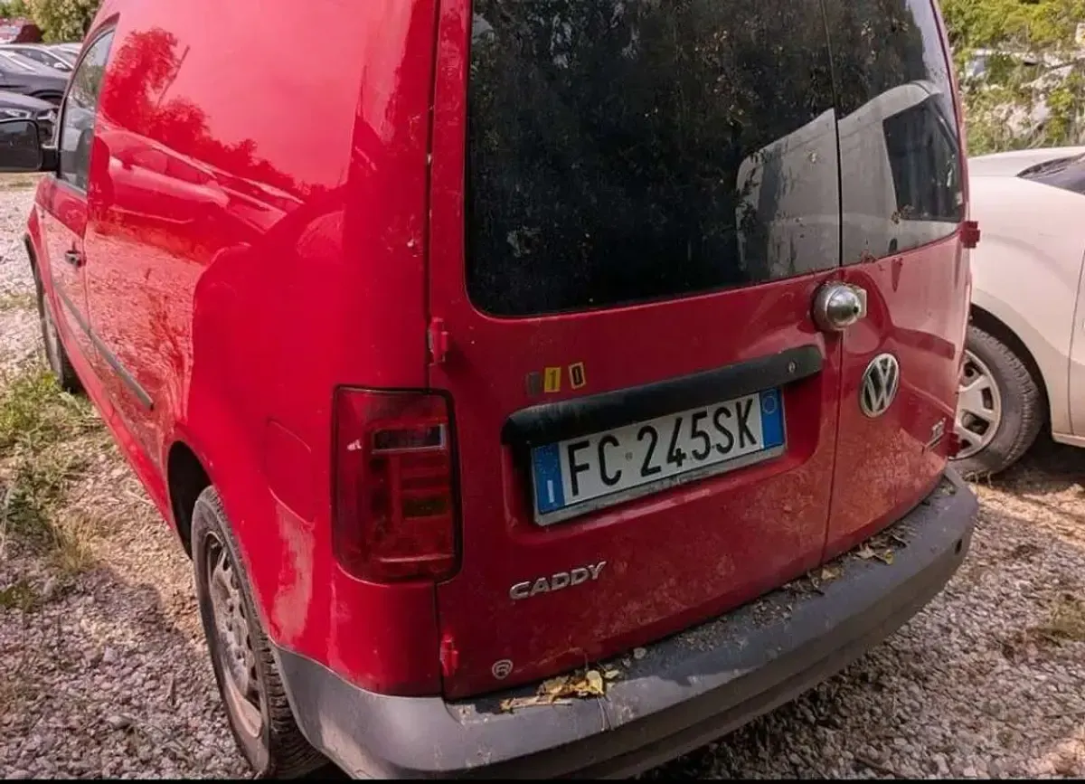 Usata VW Caddy 122 CV (89 kW) 2016 Rosso Monovolume