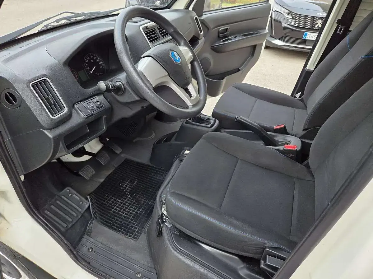 Begagnad Piaggio Porter 106 HK (77 kW) 2024 Vit Van