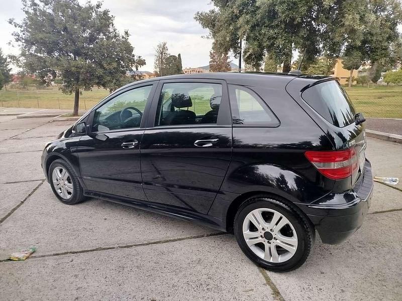 Usata Mercedes B180 Executive 109 CV (80 kW) 2010 Nero Monovolume