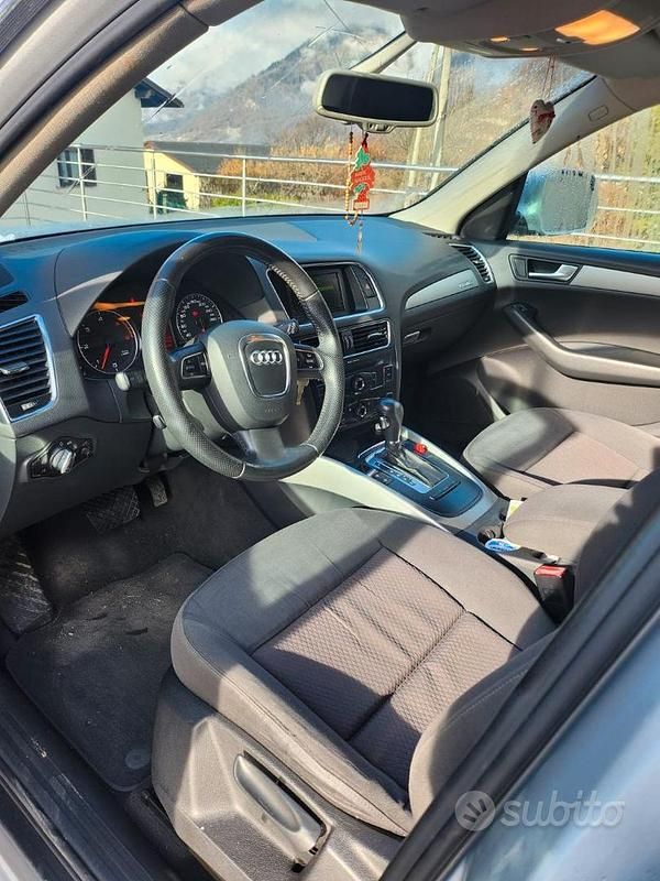 Usata Audi Q5 239 CV (175 kW) 2008 Grigio SUV