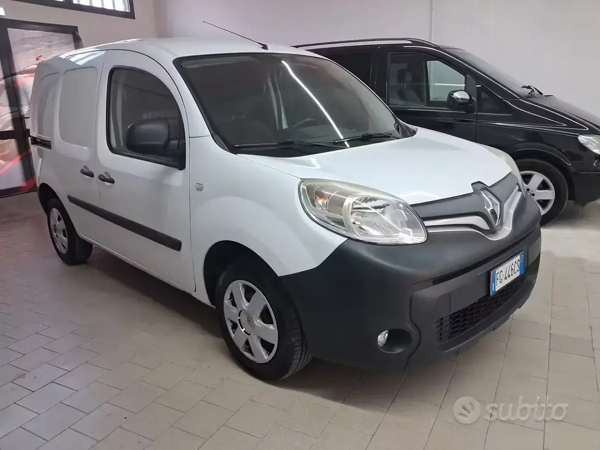 Usata Renault Kangoo 75 CV (55 kW) 2016 Bianco Monovolume