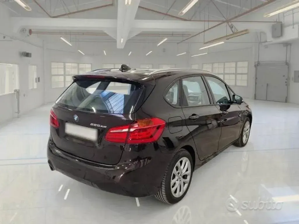 Usata BMW 225 Active Tourer iPerformance 125 CV (91 kW) 2021 Marrone Monovolume