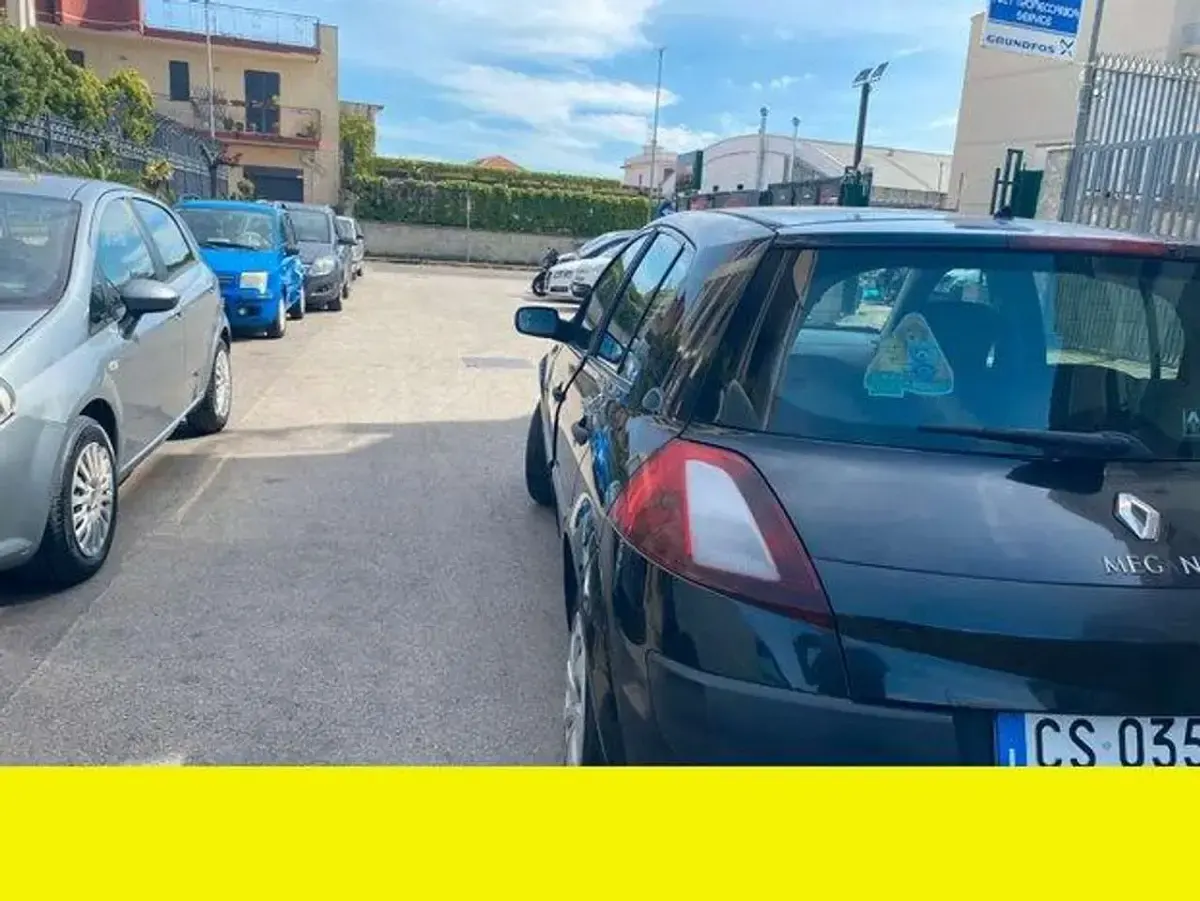 Usata Renault Mégane 82 CV (60 kW) 2004 Other Berlina