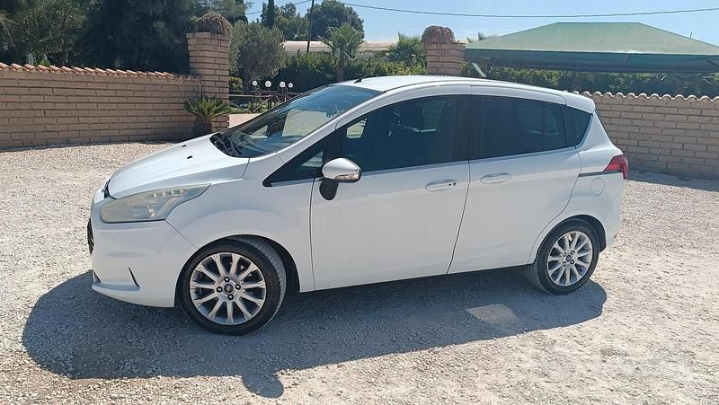 Usata Ford B-MAX 2014 Bianco Monovolume