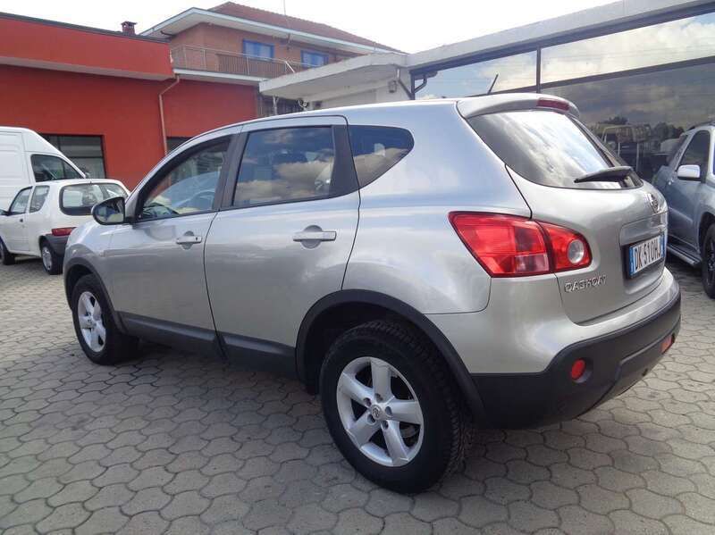 Usata Nissan Qashqai Tekna 117 CV (86 kW) 2007 Grigio SUV