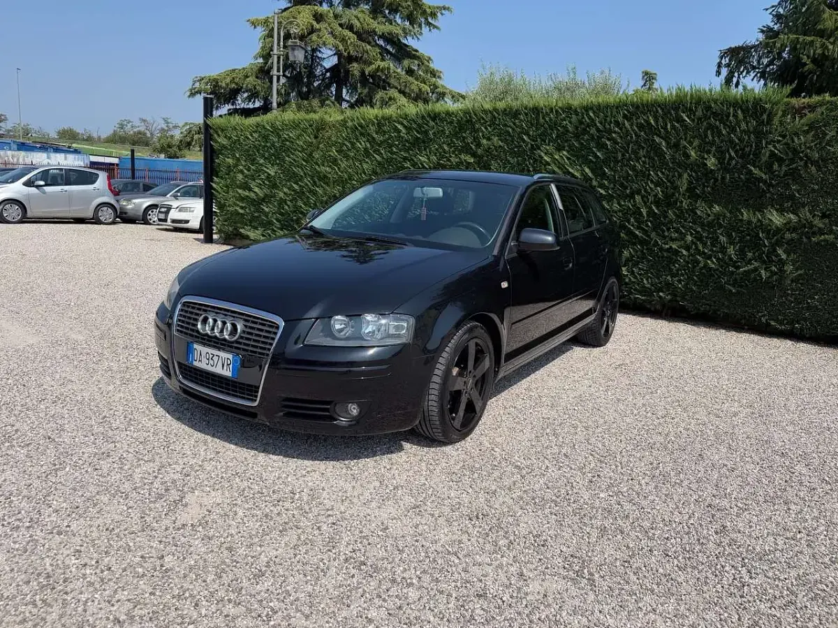 Usata Audi A3 Sportback Ambition 140 CV (102 kW) 2005 Nero Utilitaria