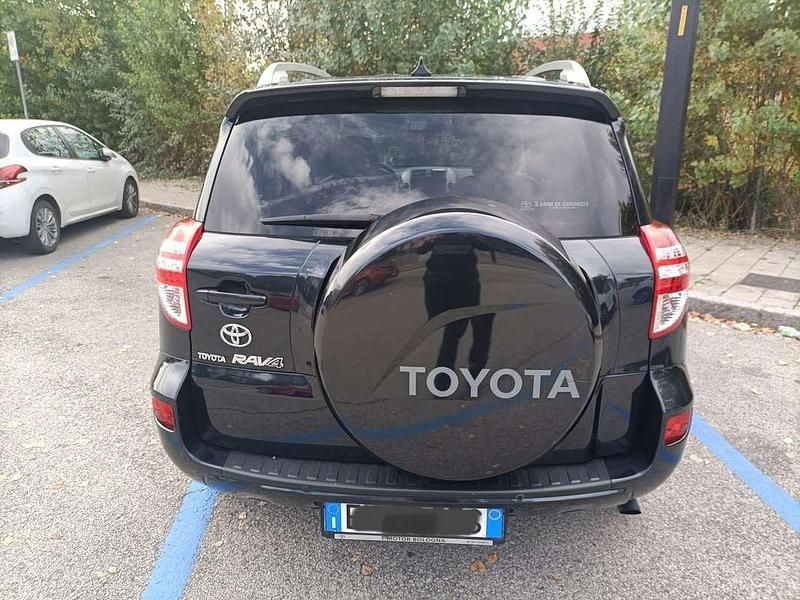 Usata Toyota RAV4 Life 150 CV (110 kW) 2011 SUV