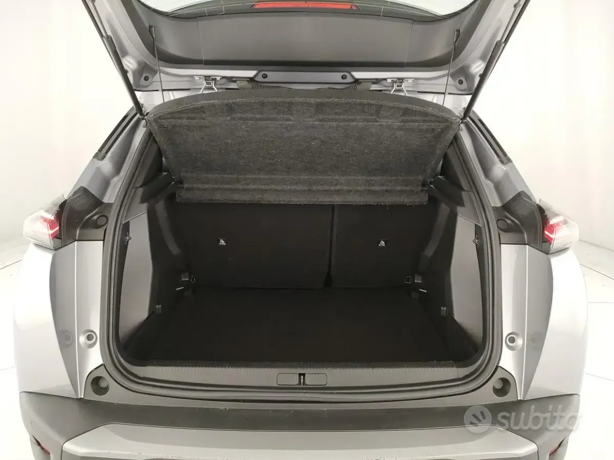 Usata Peugeot 2008 Style 136 CV (100 kW) 2025 Grigio SUV