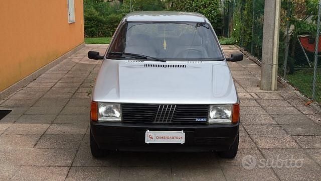 Grigio Usata 1989 Fiat Uno Due volumi | 3200 € - Immagine 1/4