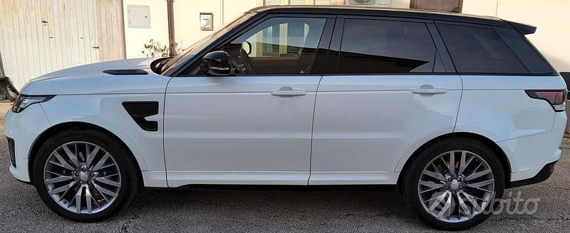 Usata Land Rover Range Rover SVR 2016 Bianco SUV