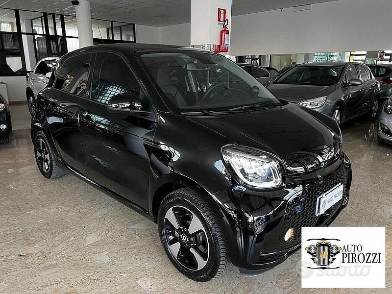 Usata Smart ForFour Electric Drive Exclusive 2021 Nero Utilitaria