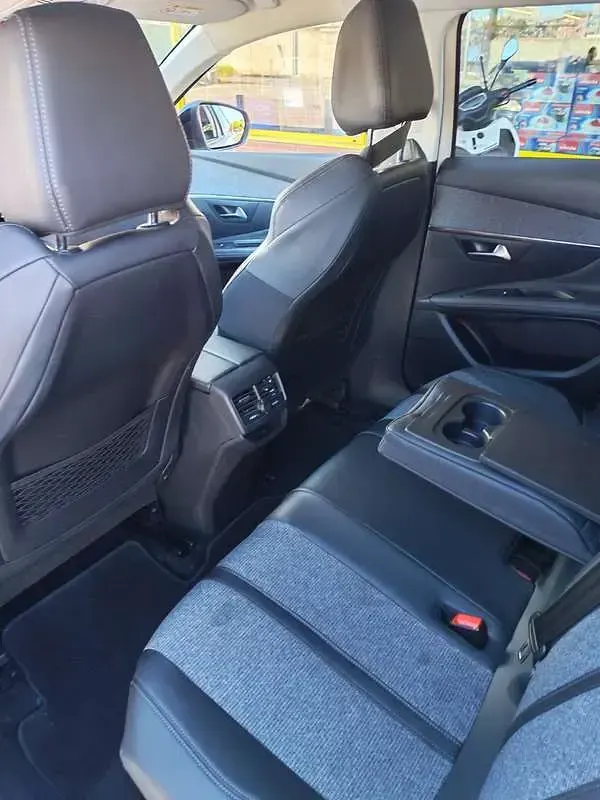 Usata Peugeot 3008 Allure 131 CV (96 kW) 2018 Bianco SUV