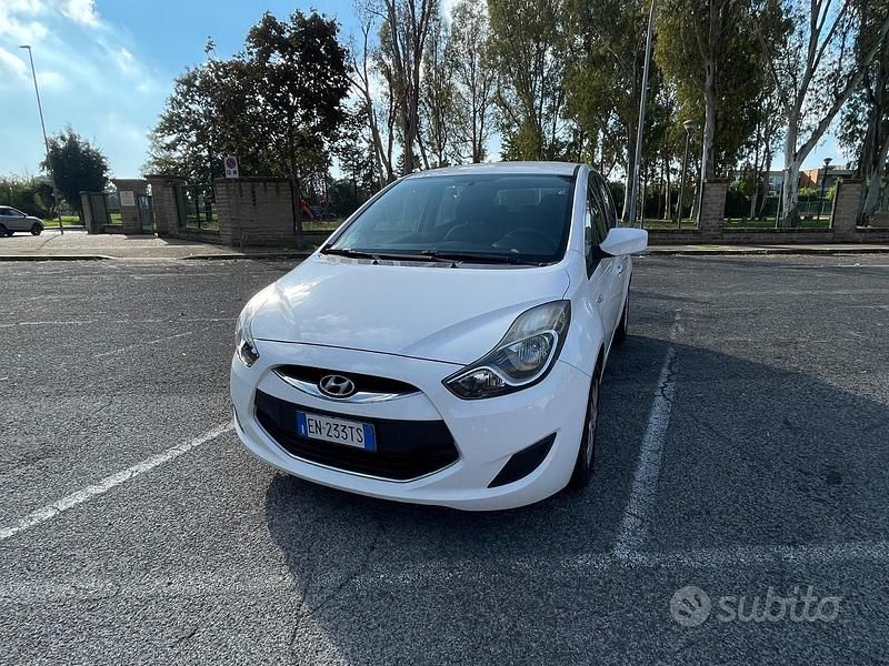 Usata Hyundai ix20 90 CV (66 kW) 2012 Bianco Utilitaria