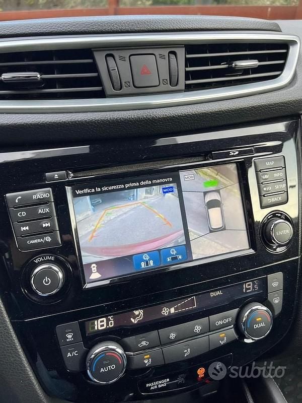 Usata Nissan Qashqai 2017 Rosso SUV