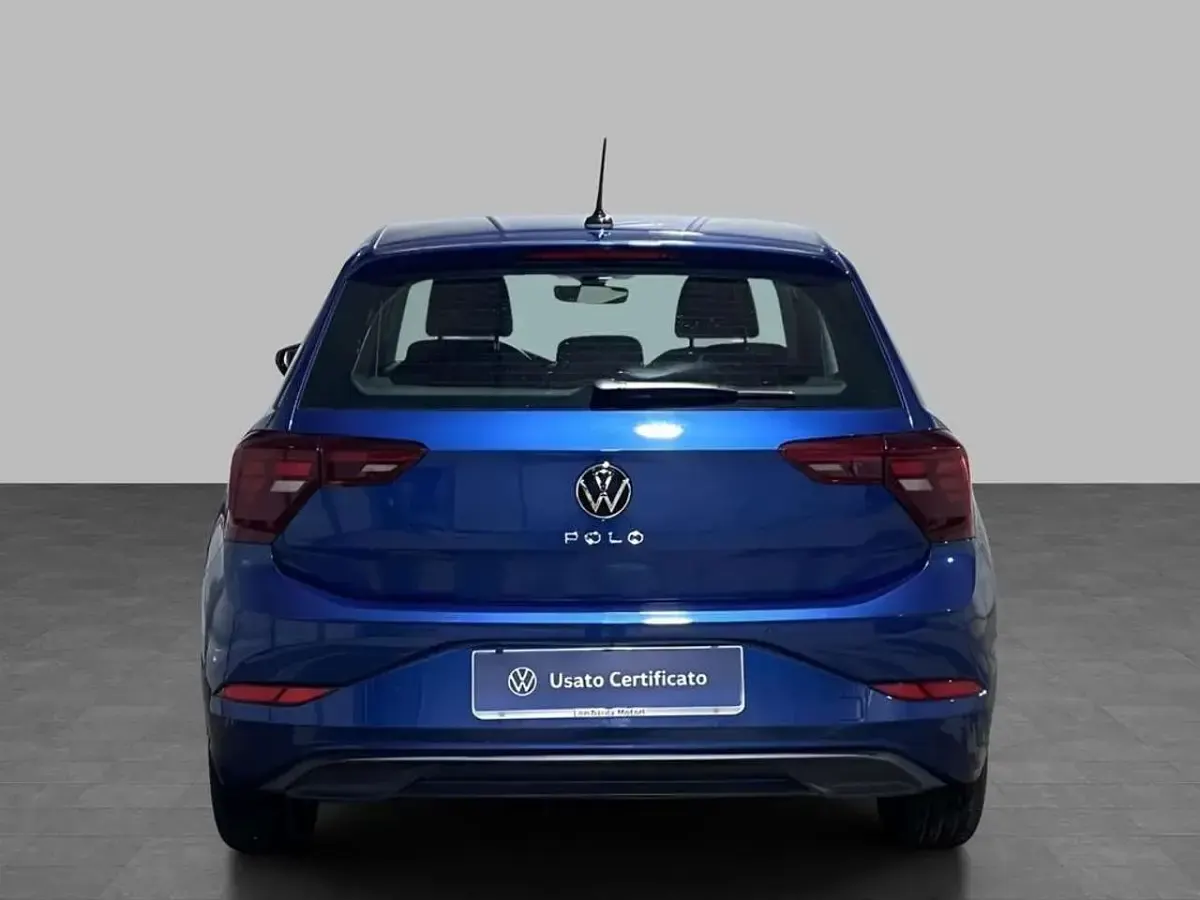 Usata VW Polo Life 95 CV (69 kW) 2023 Reef blue metallizzato Utilitaria