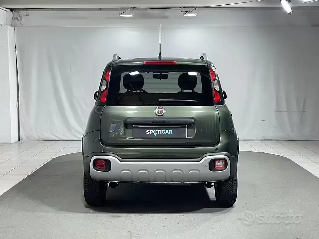 Usata Fiat Panda Cross Cross 86 CV (63 kW) 2019 Verde Utilitaria