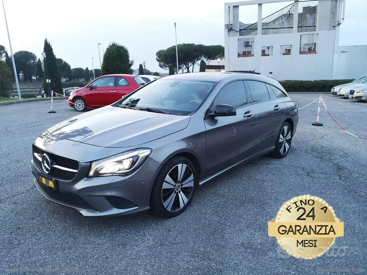 Begagnad Mercedes CLA200 Premium 136 HK (100 kW) 2019 Grå Kombi