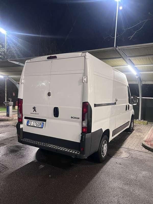 Usata Peugeot Boxer Comfort plus 131 CV (96 kW) 2015 Furgone