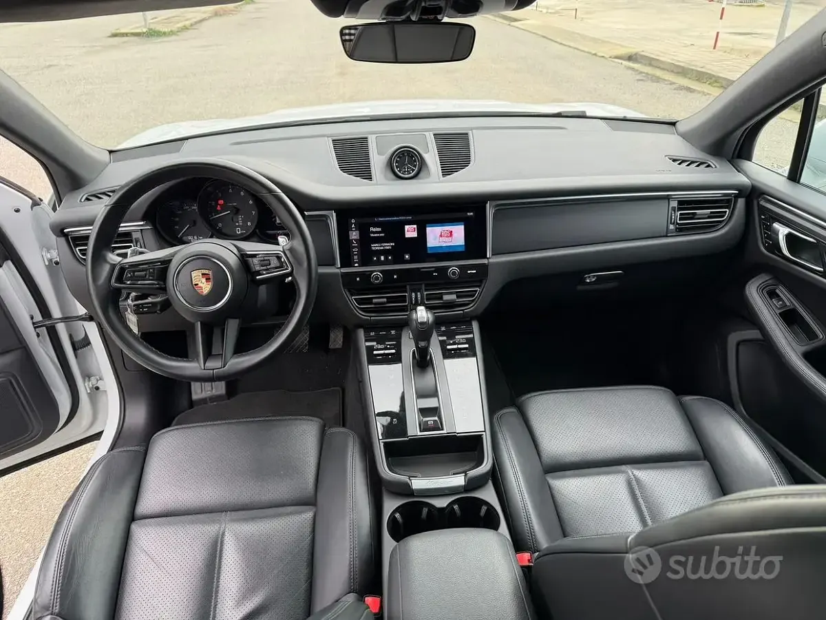 Usata Porsche Macan 265 CV (194 kW) 2023 Bianco SUV