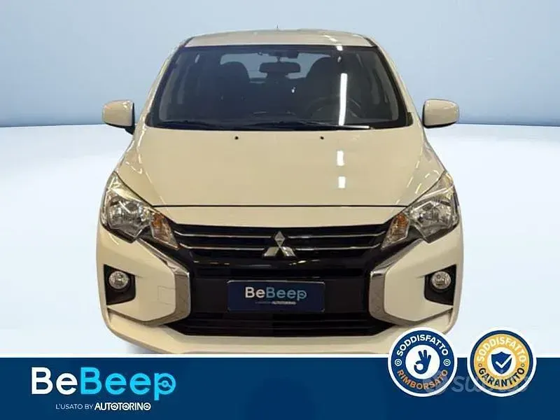 Usata Mitsubishi Space Star Intense 71 CV (52 kW) 2021 Bianco Utilitaria