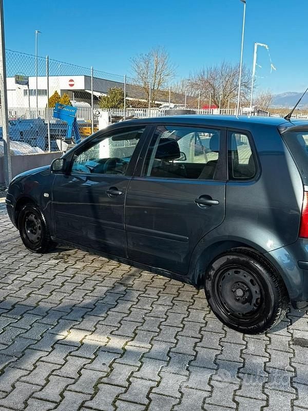 Usata VW Polo 2001 Blu Berlina