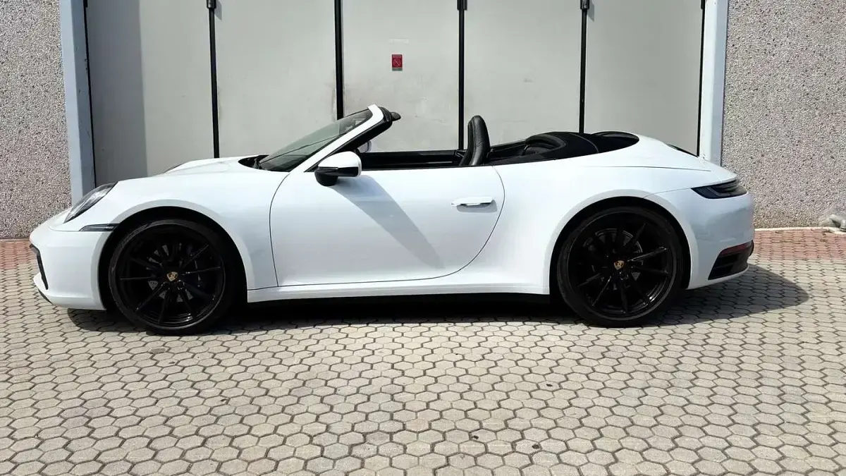 Usata Porsche 911 Carrera Cabriolet 385 CV (283 kW) 2022 Cabrio