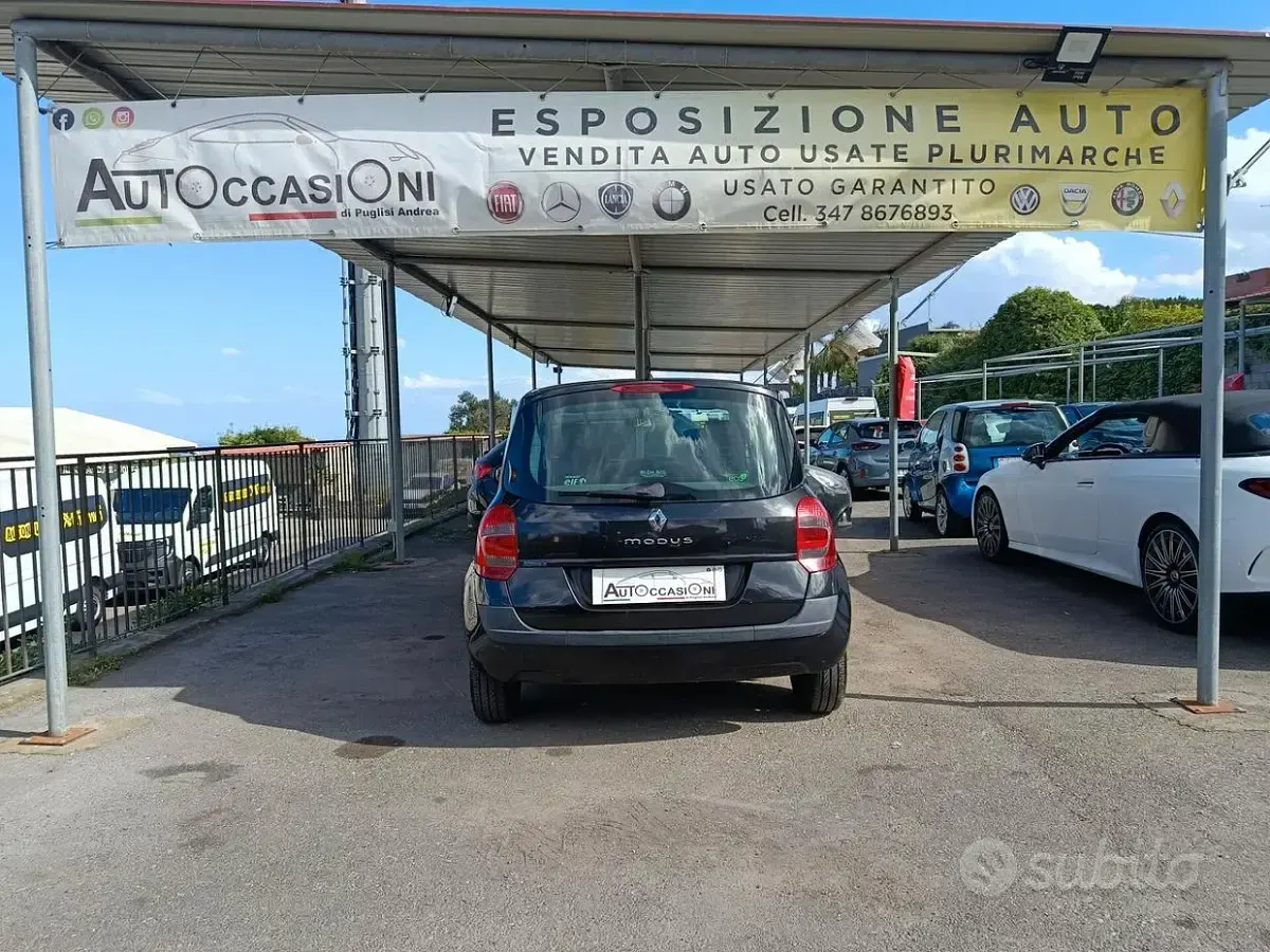 Usata Renault Modus Dynamique 75 CV (55 kW) 2009 Nero Monovolume