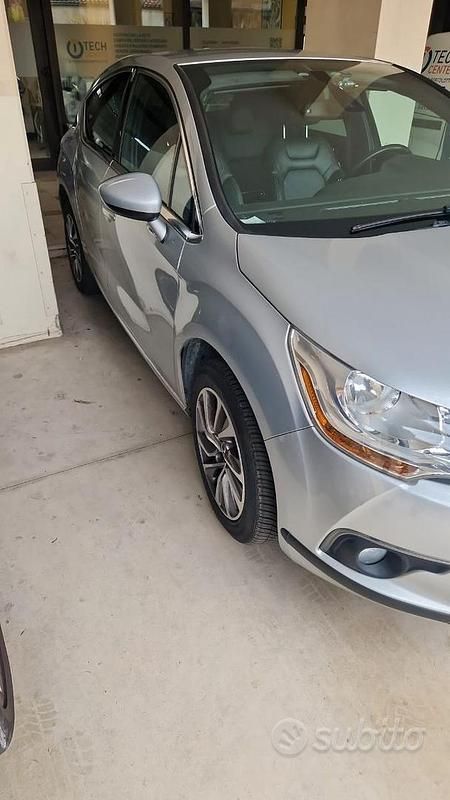 Usata Citroën DS4 110 CV (80 kW) 2011 Utilitaria