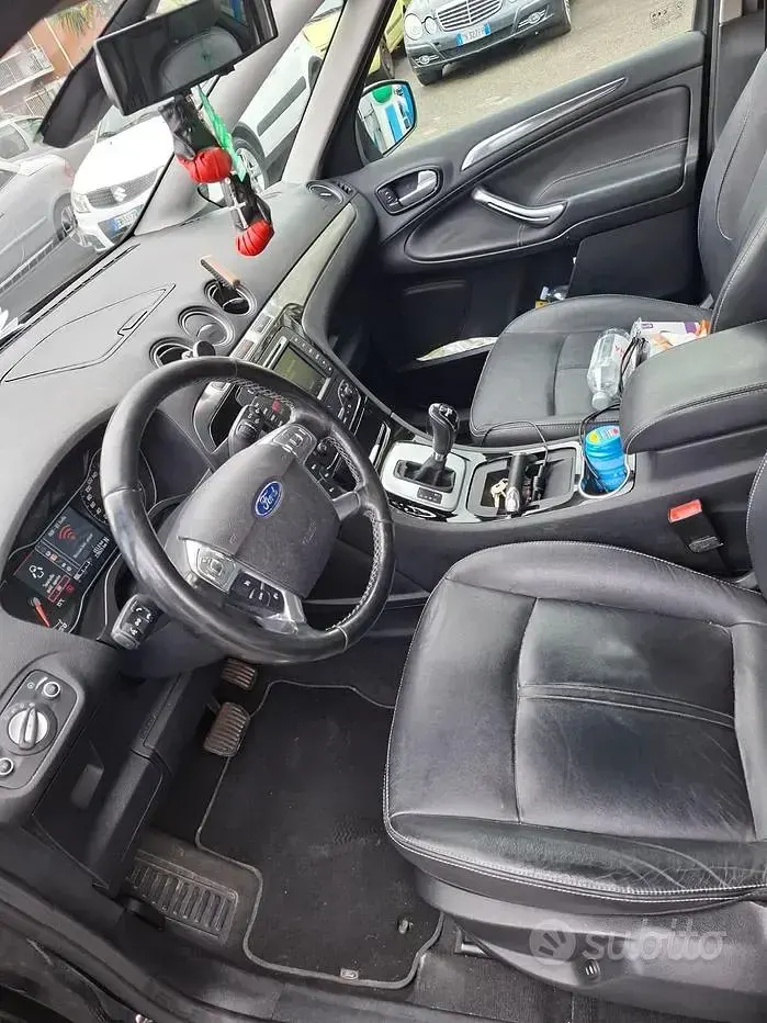 Usata Ford S-MAX S 163 CV (119 kW) 2012 Nero Monovolume