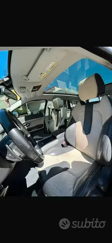 Usata Land Rover Range Rover evoque 190 CV (139 kW) 2015 Bianco Station wagon