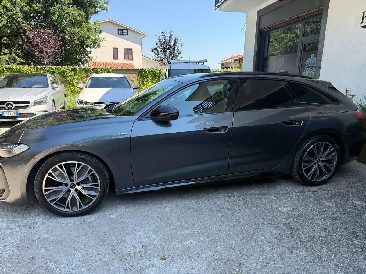 Usata Audi A5 S-Line 204 CV (150 kW) 2025 Grigio Station wagon